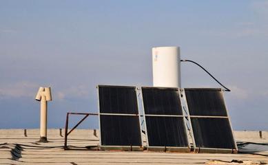 光伏全線爆發(fā) 新能源最強(qiáng)風(fēng)口來襲，光伏設(shè)備產(chǎn)業(yè)迎來黃金時(shí)代